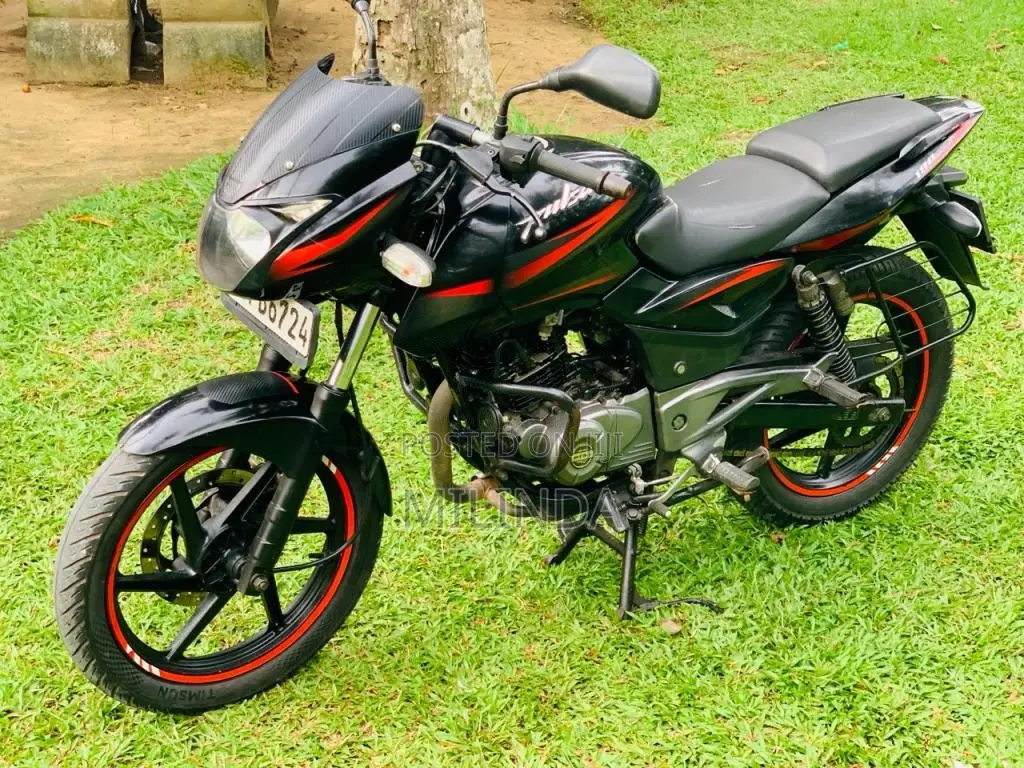Bajaj Pulsar 180 2017 Motorbike (Used)