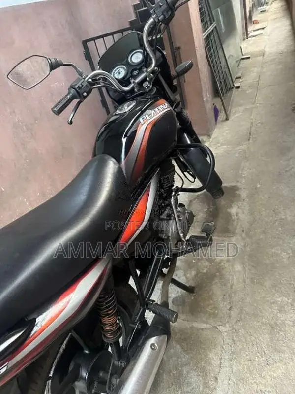 Bajaj Platina 2010 Motorbike (Used)
