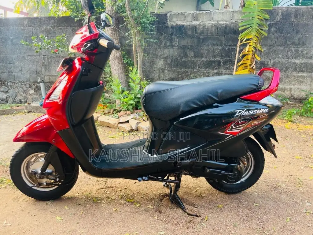 Hero Pleasure 2013 Motorbike (Used)