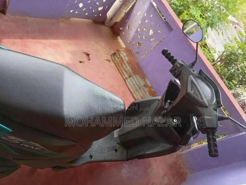Yamaha Z Ray 2015 Motorbike (Used)