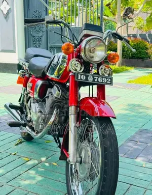 Honda CD185 RoadMaster 1985 Motorbike (Used)