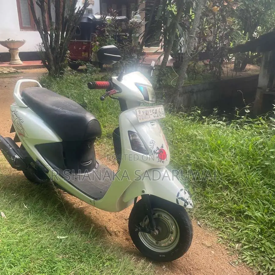 Hero Pleasure 2011 Motorbike (Used)