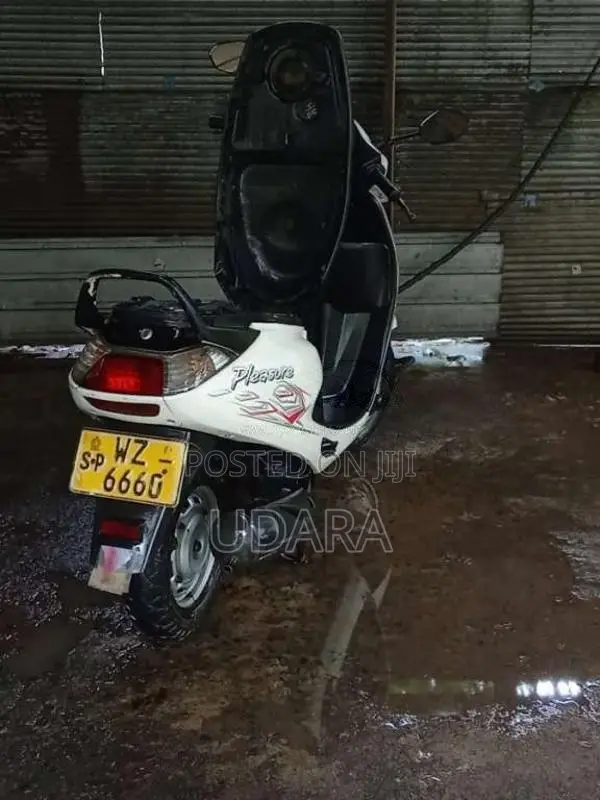 Hero Pleasure 2011 Motorbike (Used)