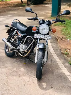 Bajaj Boxer 2003 Motorbike (Used)