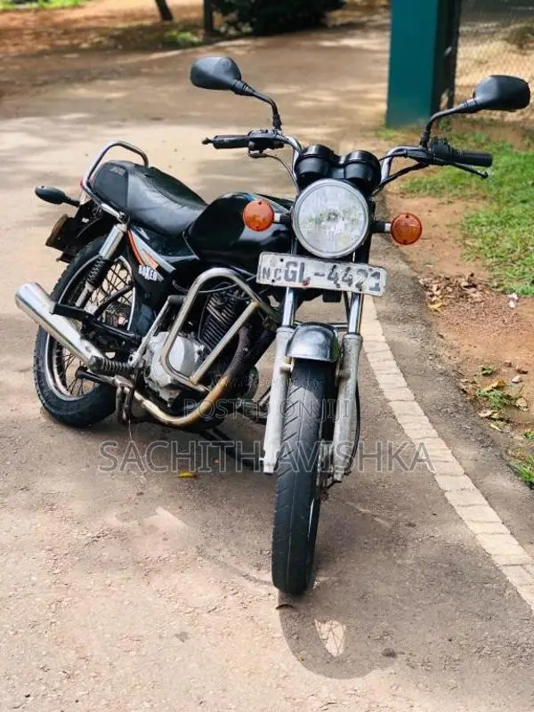 Bajaj Boxer 2003 Motorbike (Used)