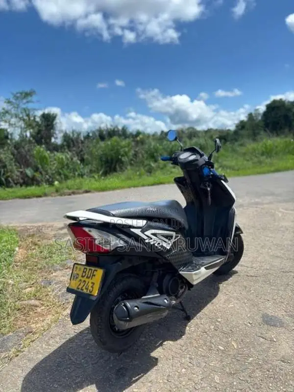 Honda Dio 2015 Motorbike (Used)