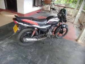 Bajaj Platina 2010 Motorbike (Used)