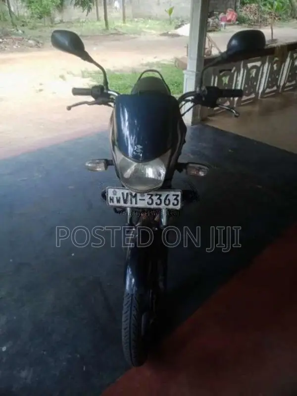 Bajaj Platina 2010 Motorbike (Used)