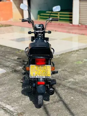 TVS XL100 2016 Motorbike (Used)