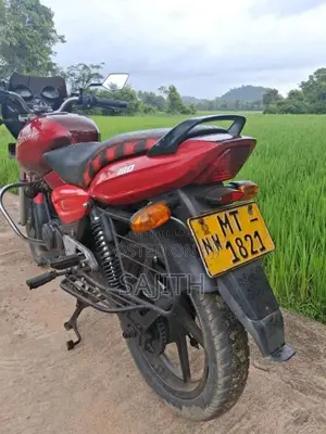 Bajaj Pulsar 2006 Motorbike (Used)