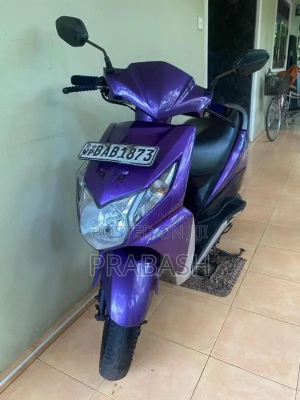 Honda Dio 2013 Motorbike (Used)