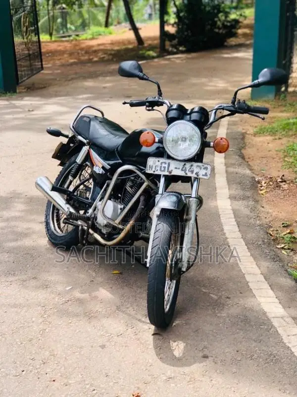 Bajaj Boxer 2003 Motorbike (Used)