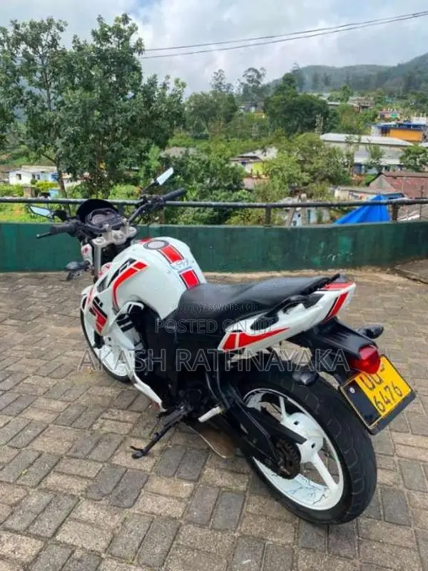 Yamaha FZ 2009 motorcycle (Used)