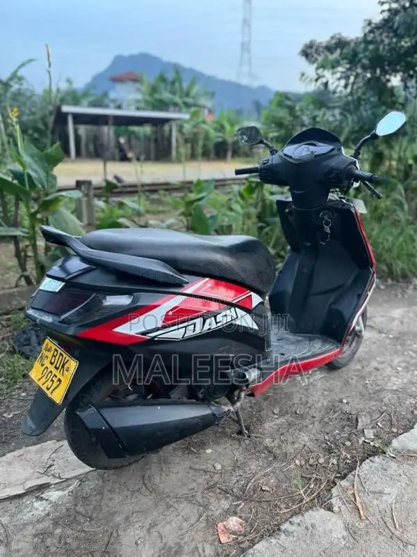 Hero Dash 2015 Motorbike (Used)
