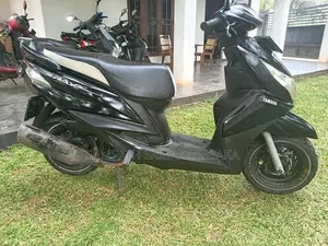 Yamaha Ray 2013 Motorbike (Used)