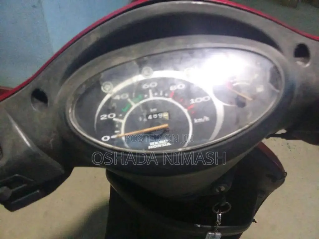 Hero Pleasure 2011 Motorbike (Used)