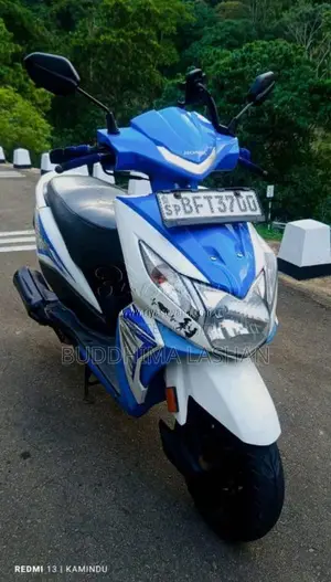 Honda Dio 2017 Motorbike (Used)