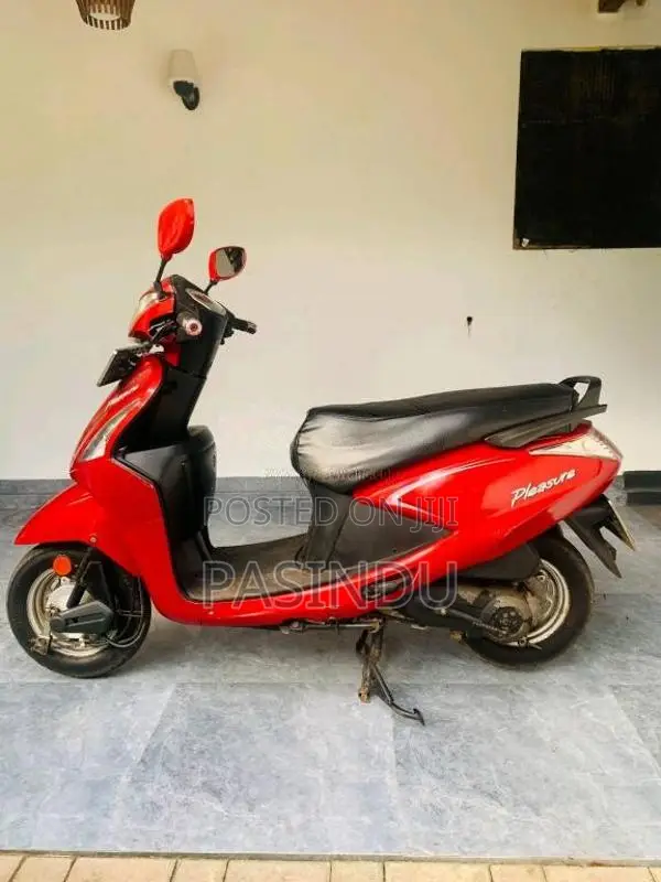 Hero Pleasure 2014 Motorbike (Used)