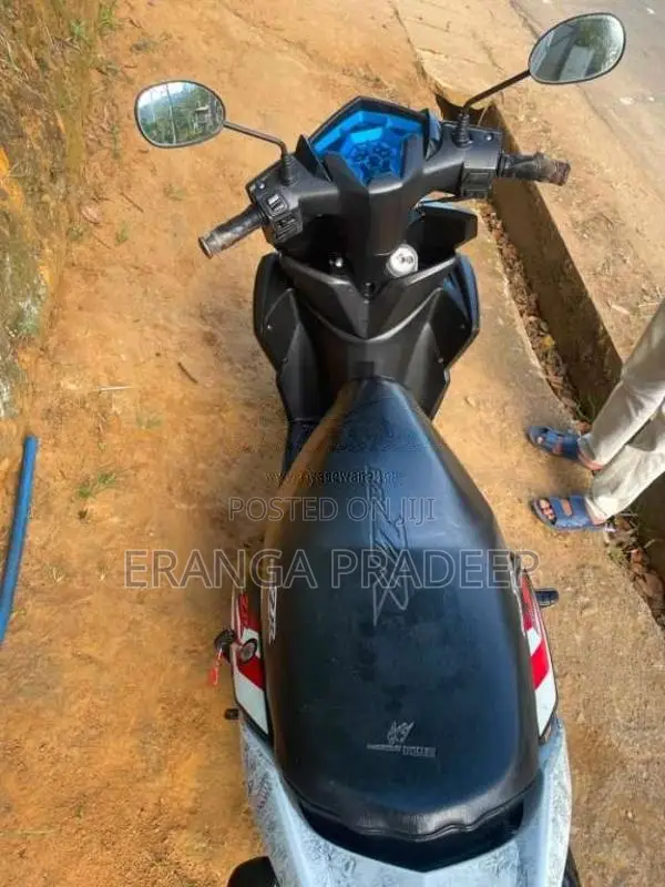 Yamaha ZR 2017 Motorbike (Used)