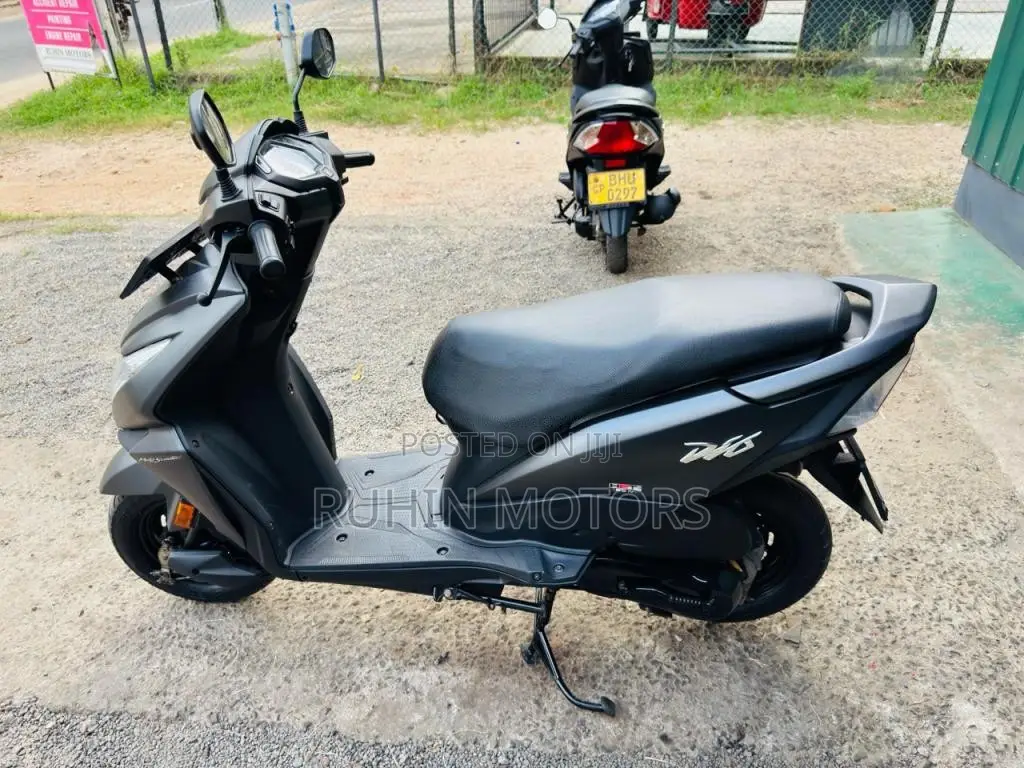 Honda DIO 2018 Motorbike (Used)
