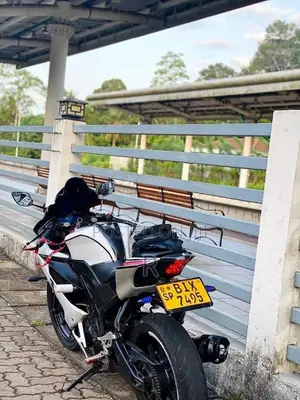 Yamaha R15 Version 3 2020 Motorbike (Used)