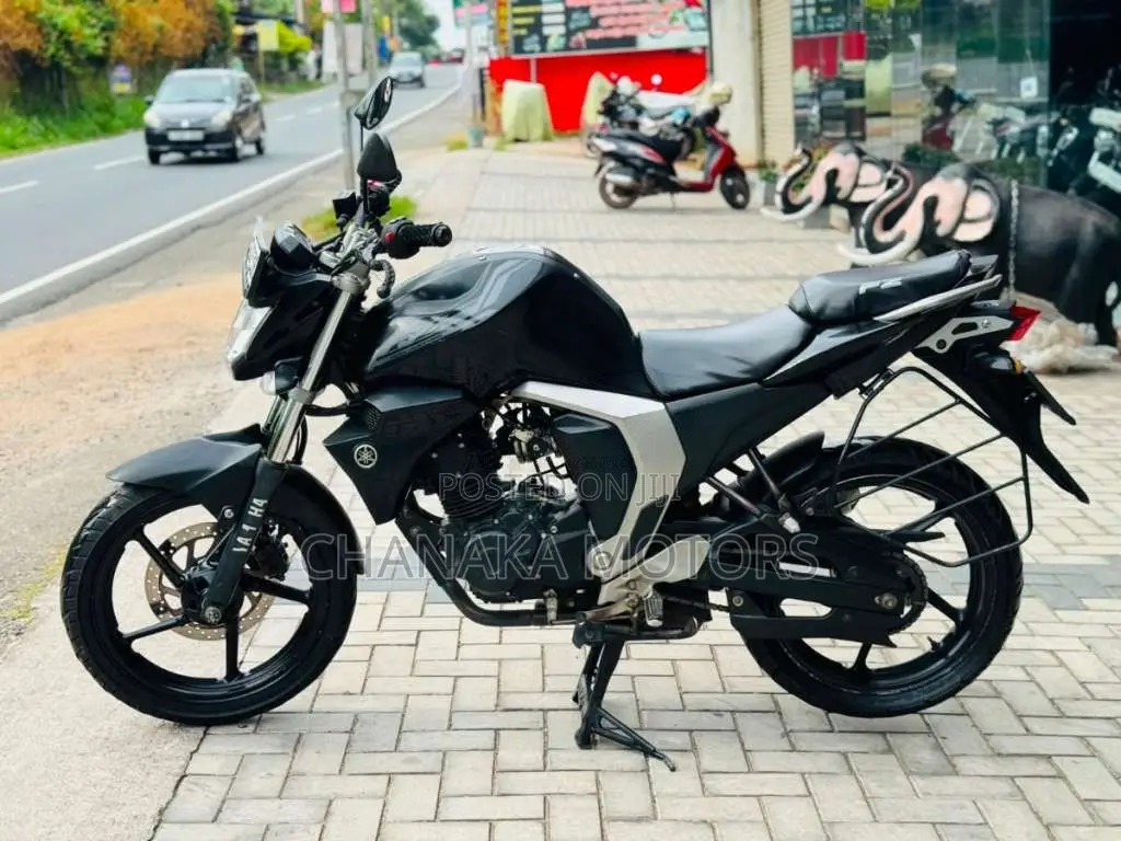 Yamaha FZ 2018 Motorbike (Used)