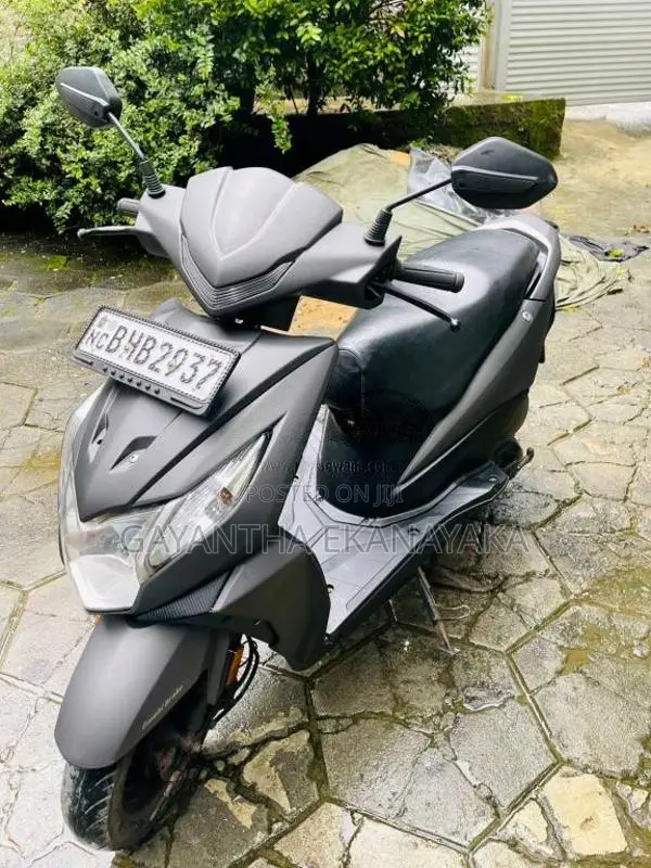 Honda Dio 2018 Motorbike (Used)