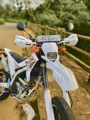 Yamaha Wr250r 2007 Motorbike (Used)
