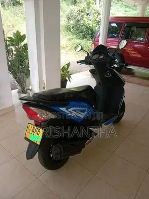 Honda Dio 2017 Motorbike (Used)