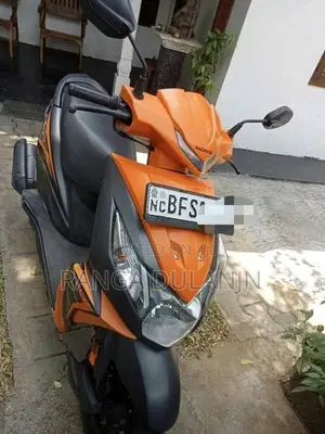 Honda Dio 2017 Motorbike (Used)