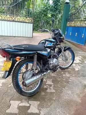 Bajaj CT-100 2005 Motorbike (Used)