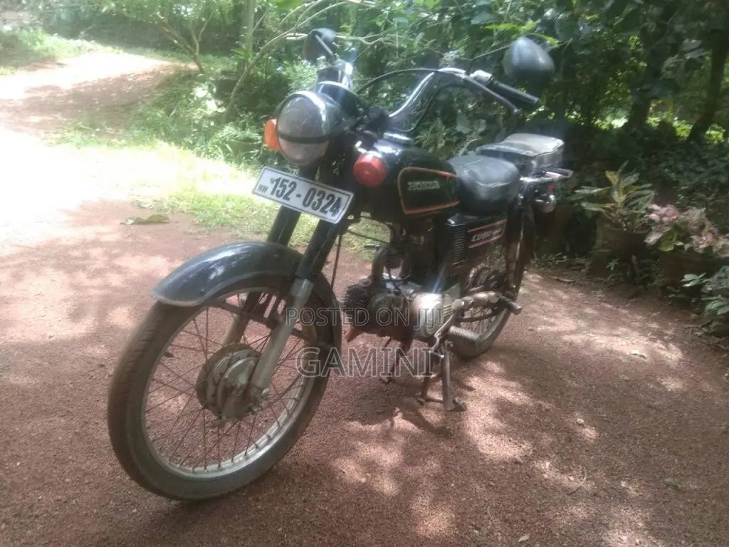 Honda CD 90 1995 Motorbike (Used)