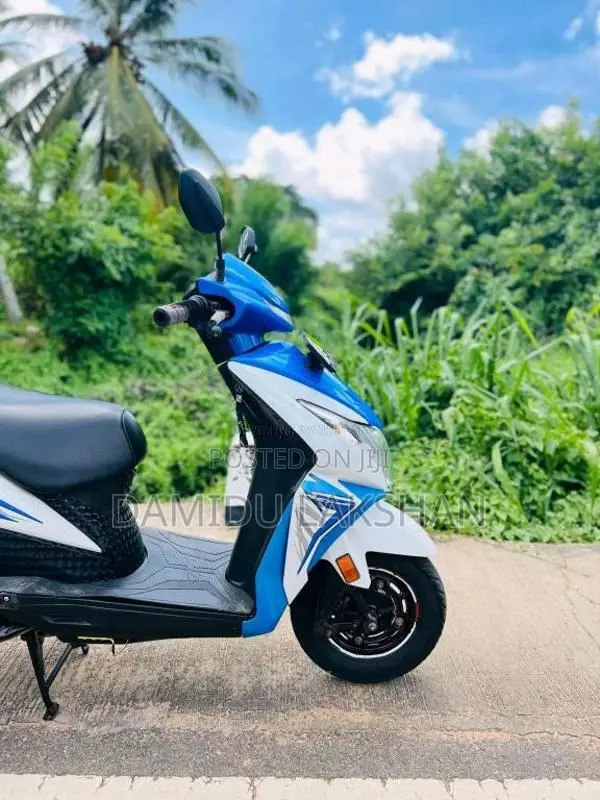 Honda Dio 2018 Motorbike (Used)