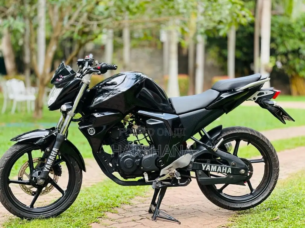 Yamaha FZ 2016 Motorbike (Used)