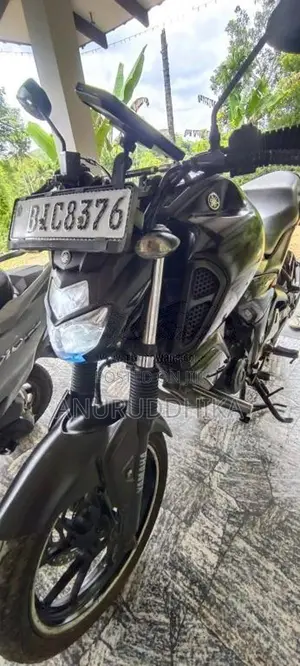 Yamaha FZ 2019 Motorbike (Used)
