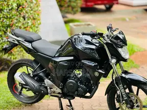 Yamaha FZ 2016 Motorbike (Used)