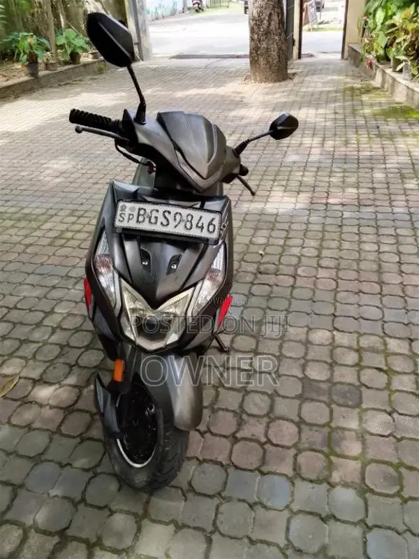 Honda Dio 2018 Motorbike (Used)
