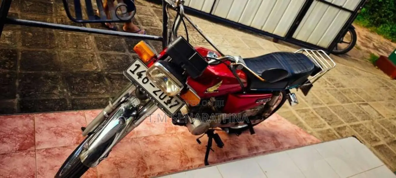 Honda Cg125 1996 Motorbike (Used)