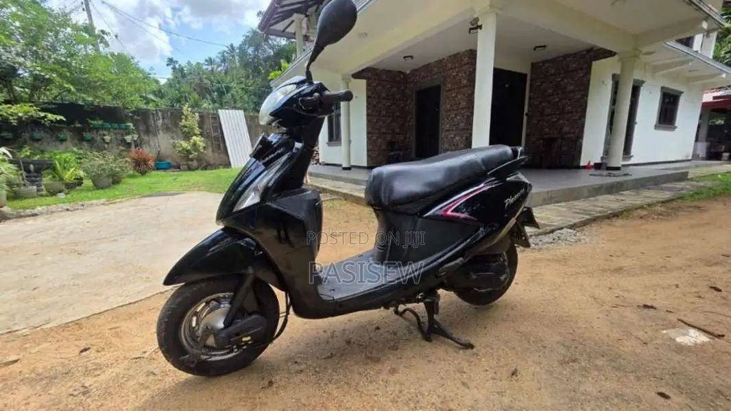Hero Pleasure 2015 Motorbike (Used)