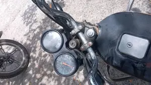 Bajaj Boxer 2002 Motorbike (Used)
