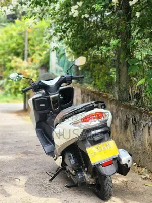Suzuki BURGMAN 2019 Motorbike (Used)