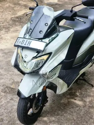Suzuki BURGMAN 2019 Motorbike (Used)