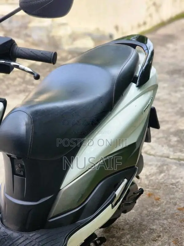 Suzuki BURGMAN 2019 Motorbike (Used)