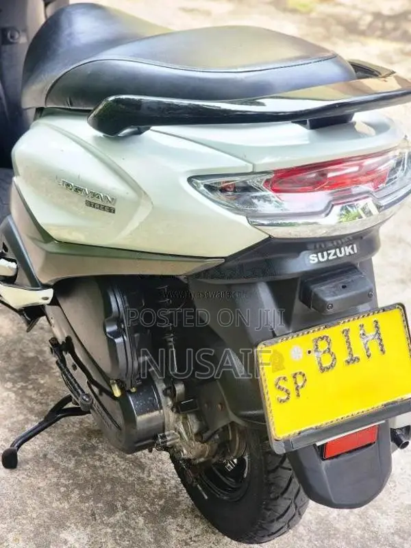Suzuki BURGMAN 2019 Motorbike (Used)
