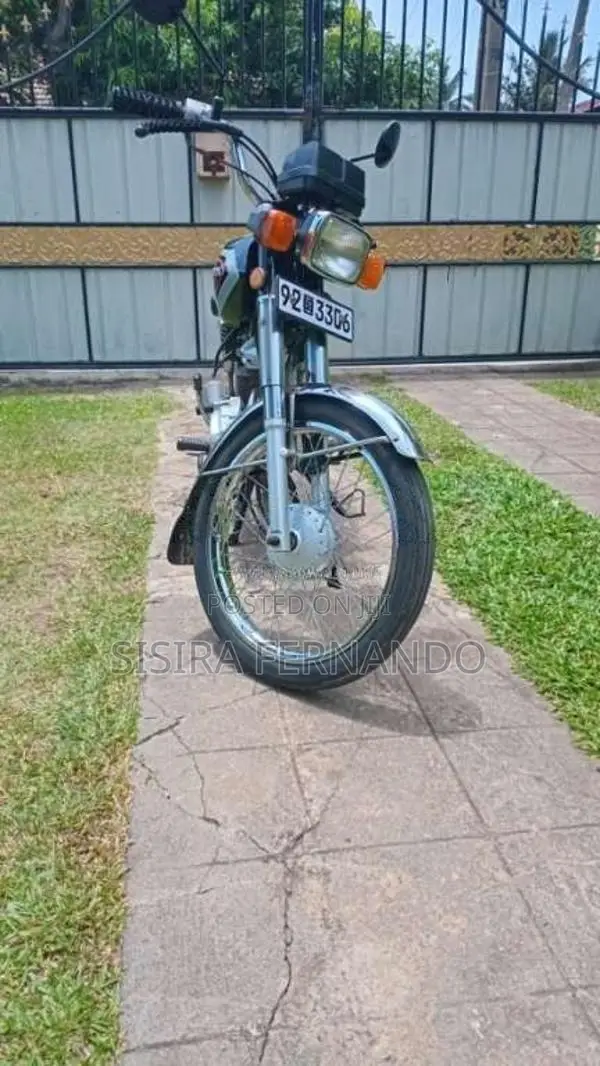 Honda CG125 1995 Motorbike (Used)