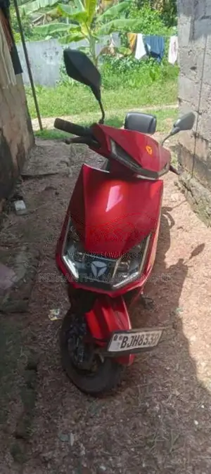 Yadea T5 2024 Motorbike (Used)