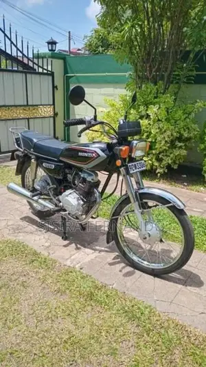 Honda CG125 1995 Motorbike (Used)