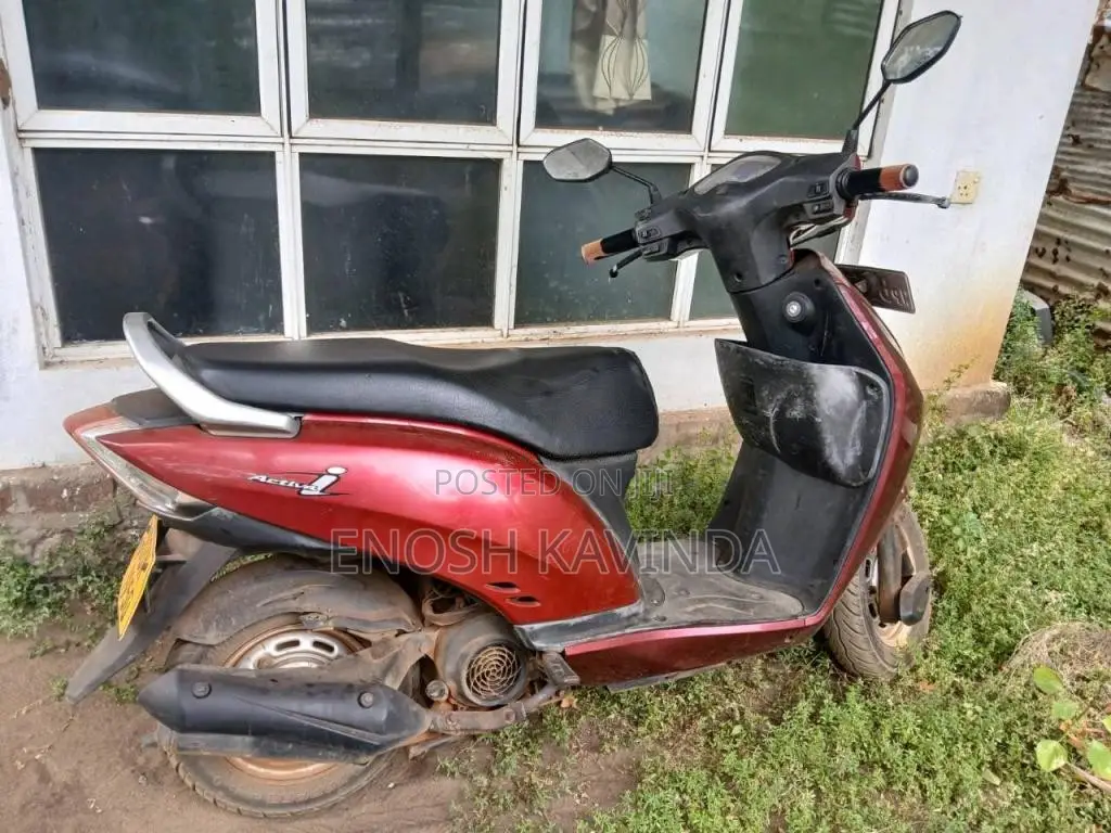 Honda Activa 2015 Motorbike (Used)