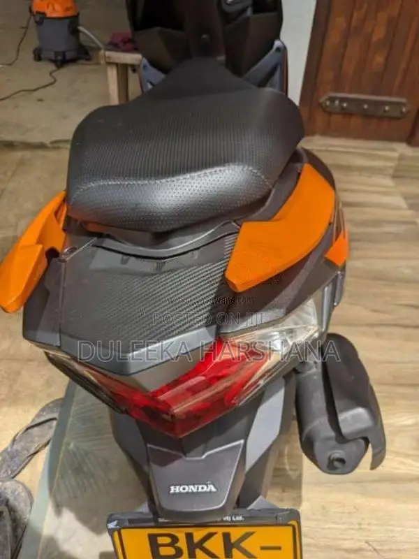 Honda Dio 2025 Motorbike (Used)