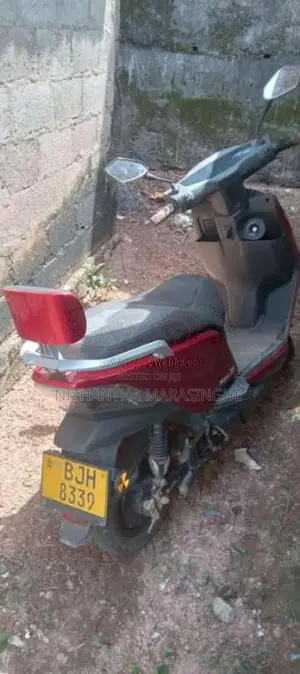 Yadea T5 2024 Motorbike (Used)